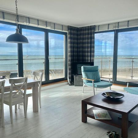 Apartament Blekitny Przy Latarni Ujście-Darłowskie Exteriör bild